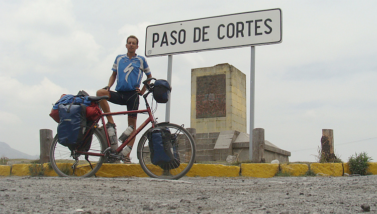On the Paso de Cortés
