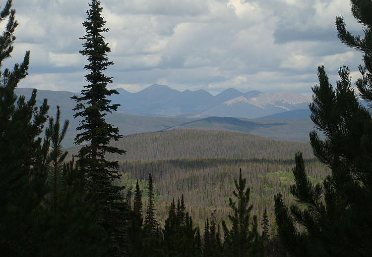 Landschap tussen Granby en Rand in de Rocky Mountains