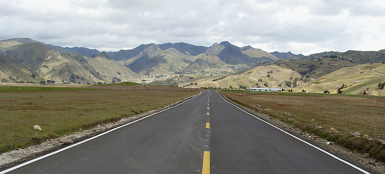 The road to Zumbahua