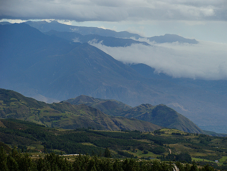 Berglandschap tussen Cuenca en Loja