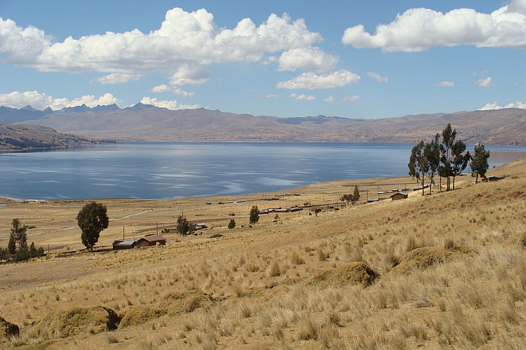 Lake between Sicuani and El Descanso