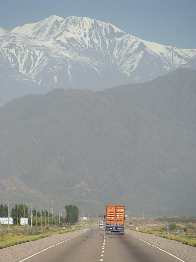 The road from Mendoza to the Andes