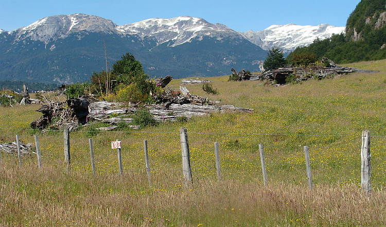 Landscape near Villa Mañihuales