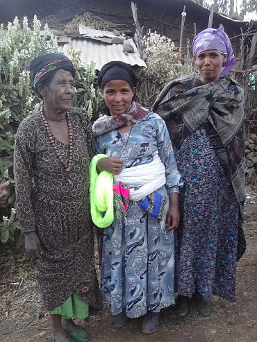 Drie vrouwen in Maranya