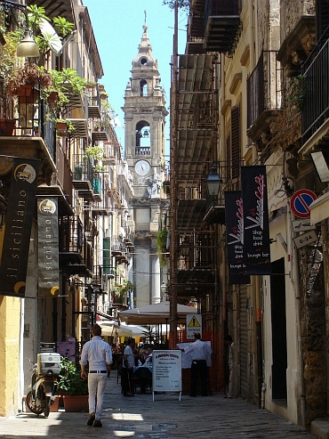 Straat in Palermo, Sicilië