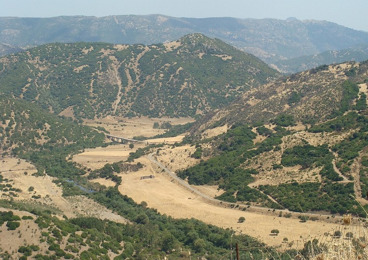 Verlaten vallei in Zuid Sardinië