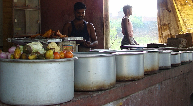 Theehuis tussen Azamgarh en Gorakhpur