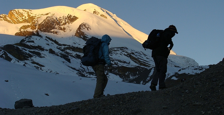 Shannon and Gary on the way to the pass