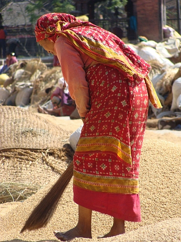 Vrouw in Bhaktapur