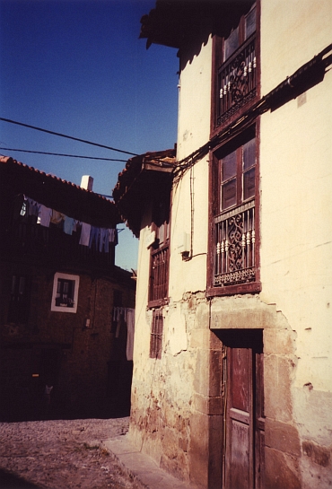 Straat in Potes, Cantabria